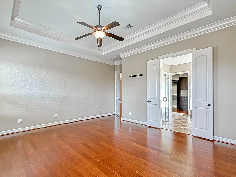5014 Fairford Dr — Photo 21