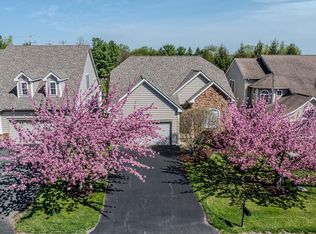 103 Pine Valley Dr, Avondale, PA 19311