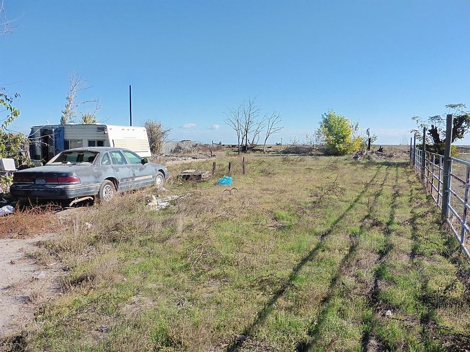 2nd image of 8797 Road 6