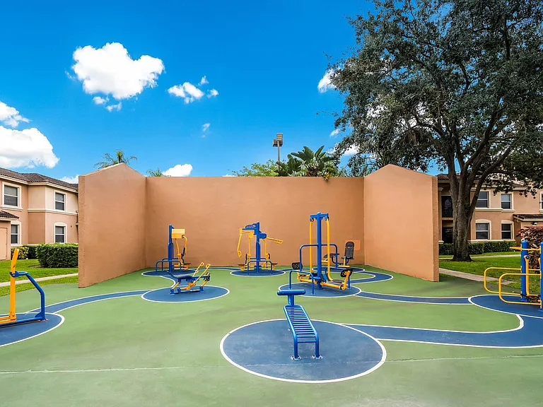 Pembroke Pines Landings Apartments — Photo 43