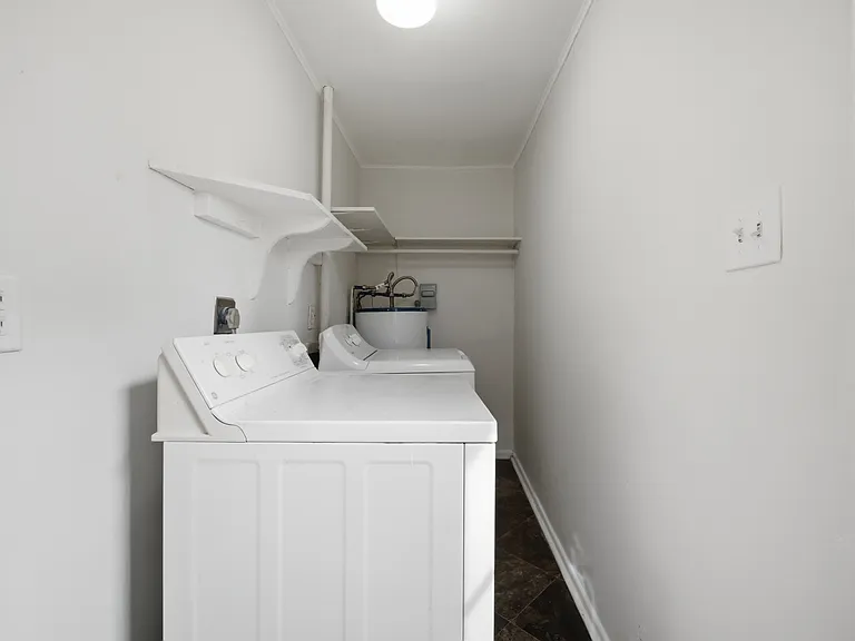 3920 County St — Photo 16