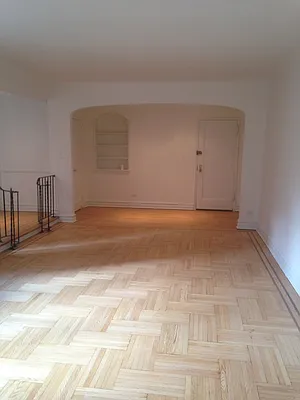 Sold by Rolling Stone Realty LLC | media 11