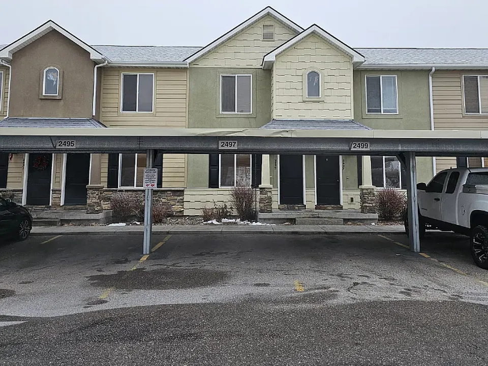 2499 Eagle Dr