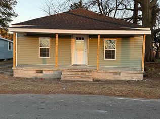 510 N Center St, Mount Olive, NC 28365