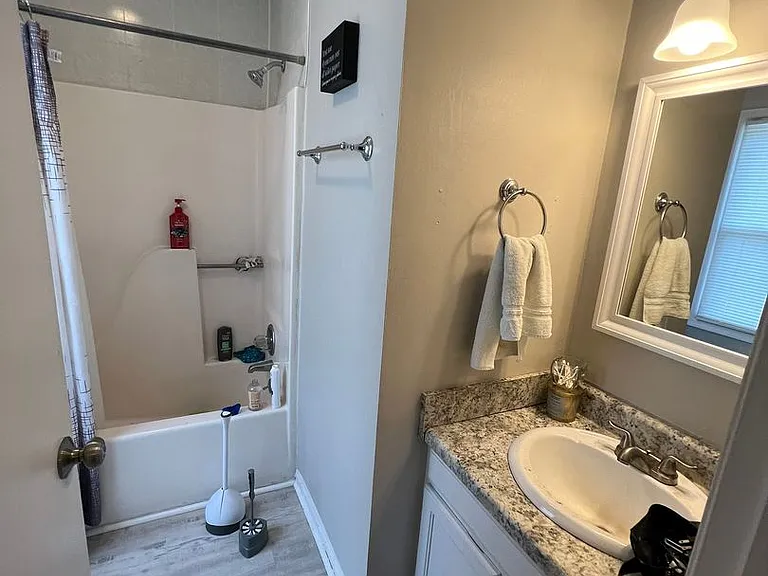 109 Mark Twain Cir — Photo 4