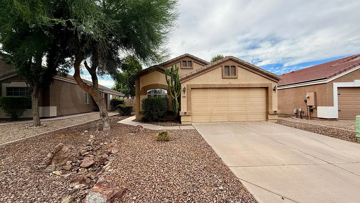 3 bed, 2.0 bath, 1520 sqft, $2,250 — Photo 1