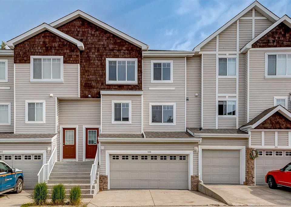 1st image of 109 S Hidden Creek Gdns NW