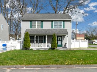 195 Mazarin St, Springfield, MA 01151