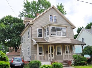 61 Somerset St, Springfield, MA 01108