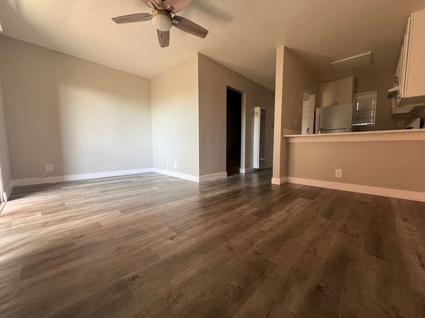 1734 E Erie St APT 202