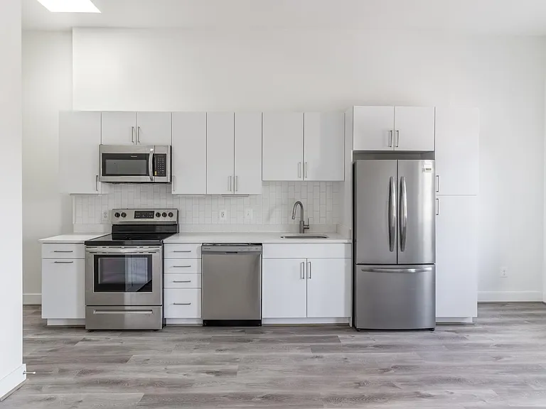 6713 York Rd #202 — Photo 3