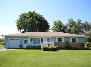 839 Vinewood Dr, Mendon, MI 49072