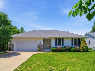 5606 NW 52nd St, Johnston, IA 50131