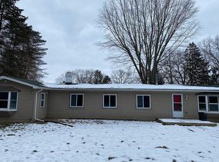 799 Pleasant Ridge Ave, Lake Orion, MI 48362