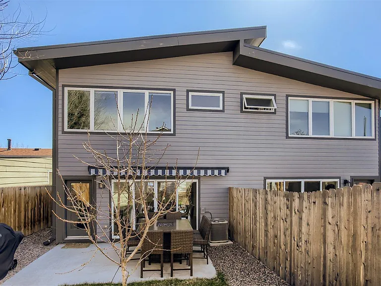 1195 S Mariposa St — Photo 23