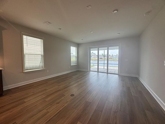 4th image of 1127 Grinnell St. Phase 2 Lot 578