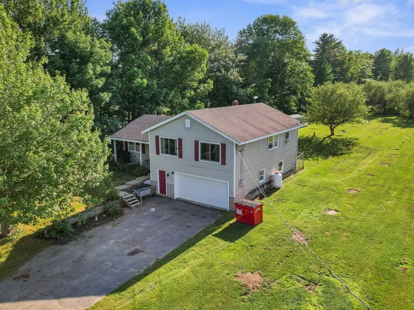 40 Whitten Road, Burnham, ME 04922