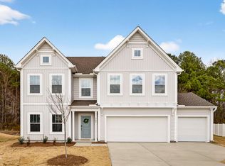 300 Nathan Dr #44, Lillington, NC 27546