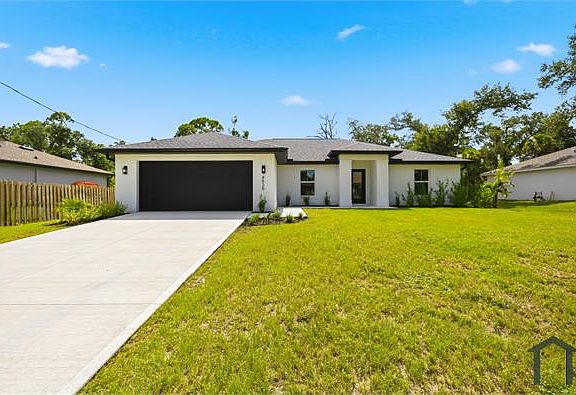 5th image of 4529 Rhapsody Ave