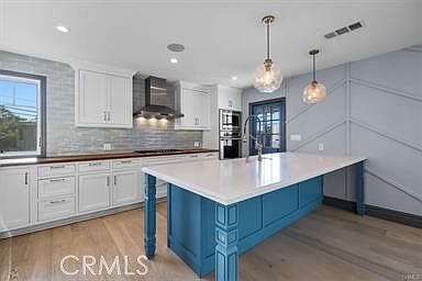 5th image of 641 11th St