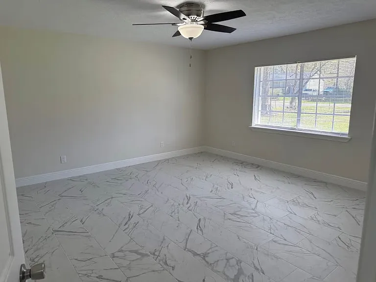 3259 Huff Dr — Photo 10