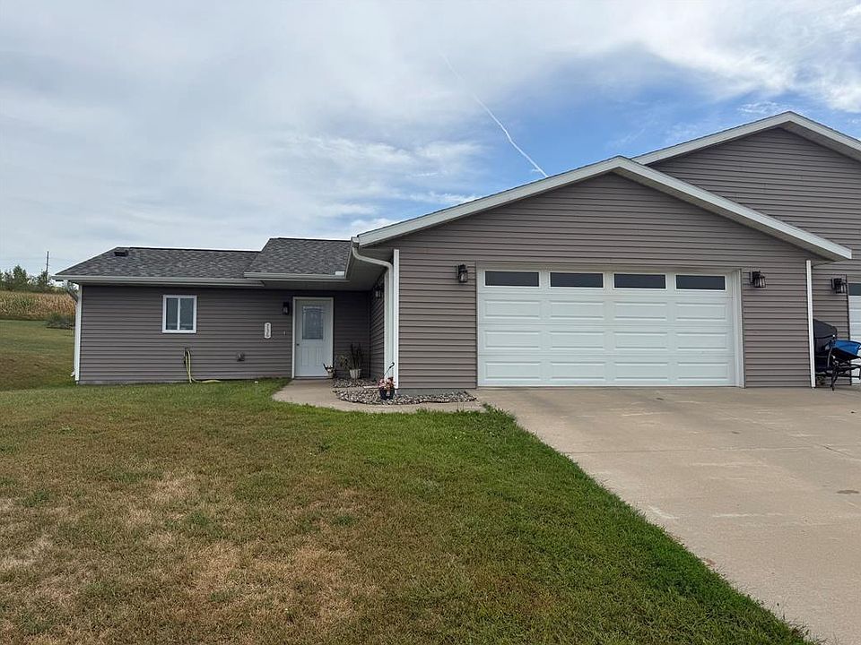1st image of 736 Truman Way