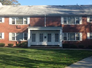 10 Lincoln Gdns, Lake Hiawatha, NJ 07034