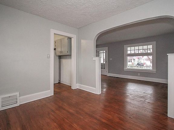 5th image of 3702 Germaine Ave