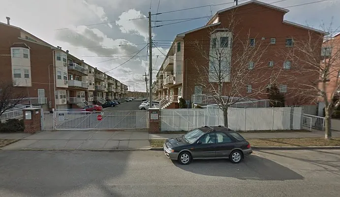 Sold by Lombardo Homes & Estates | media 42