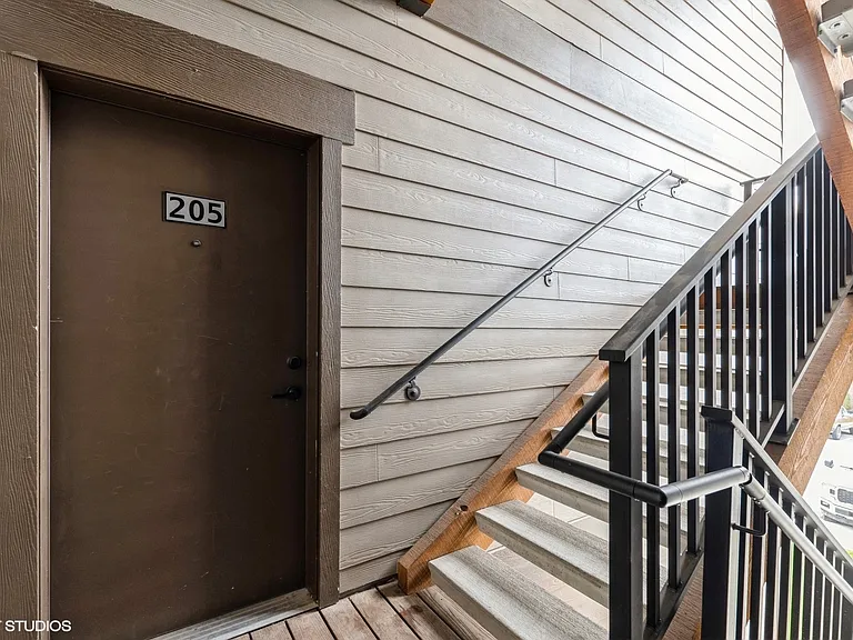 Eagle Valley Ranch Apartments — Photo 5