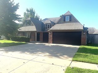 9028 E 137th St S, Bixby, OK 74008