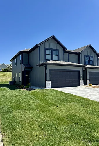 8353 Valley Spring Dr Photo 1