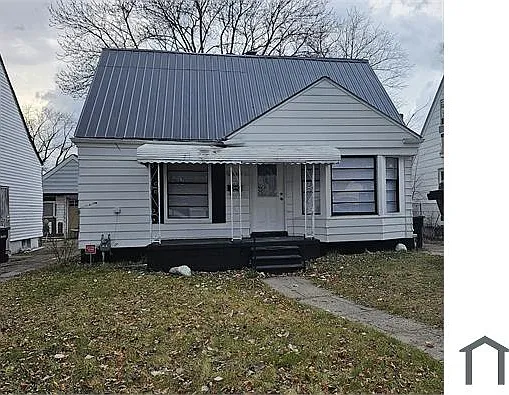 20559 Lindsay St — Photo 1