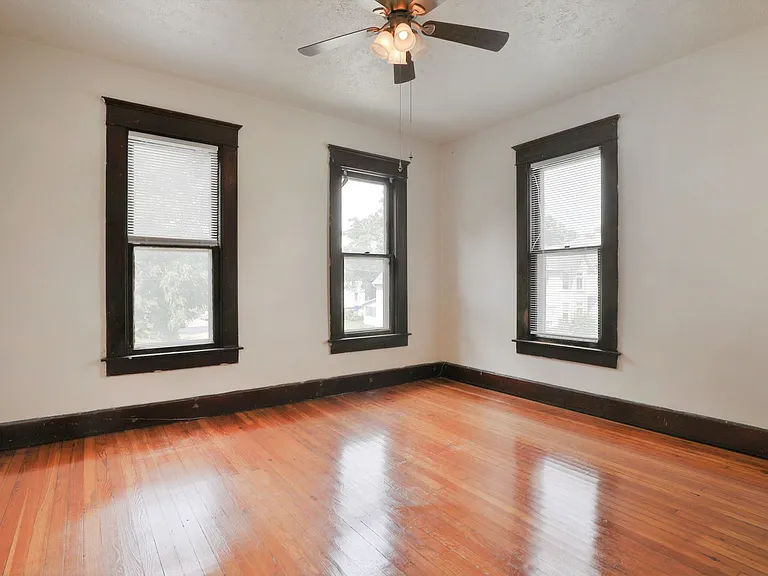 43 E Blake Ave — Photo 15