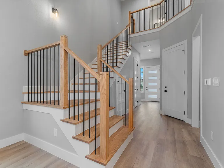 2806 Chicago St — Photo 15