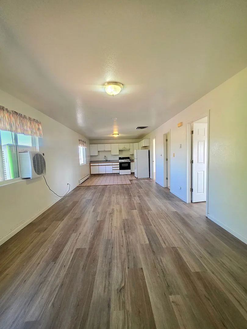 20- 26 W Cokedale Dr — Photo 1