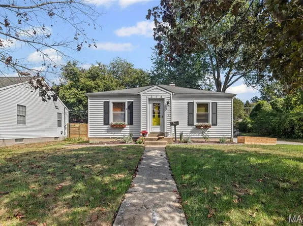 214 Roosevelt St, Lebanon, IL 62254