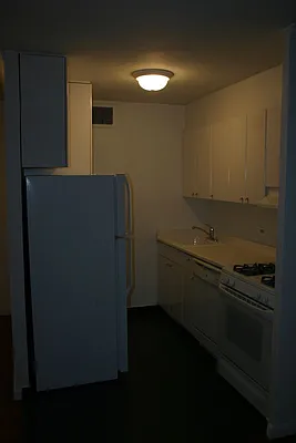 Rented by Carlyle Property Management | media 6