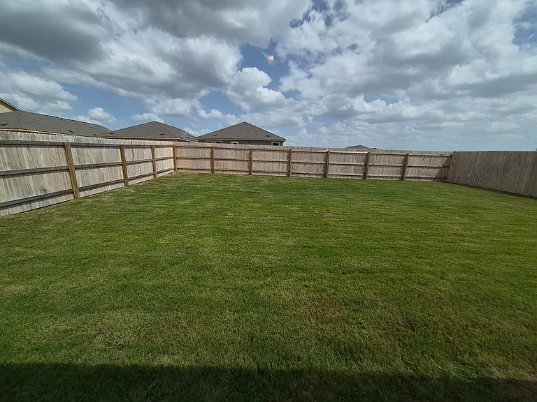 3164 Dispatch Dr — Photo 30