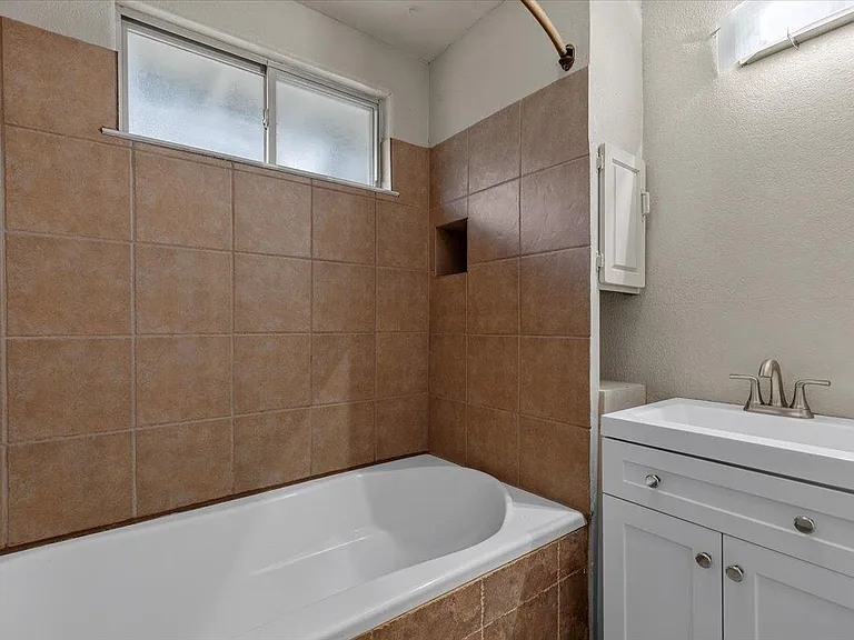7604 Robalo Rd — Photo 26