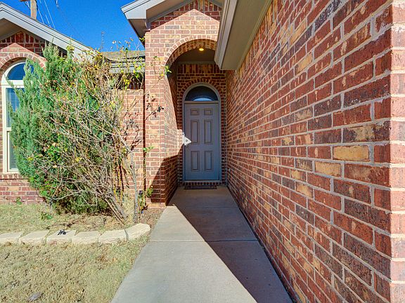 2nd image of 2022 88th St