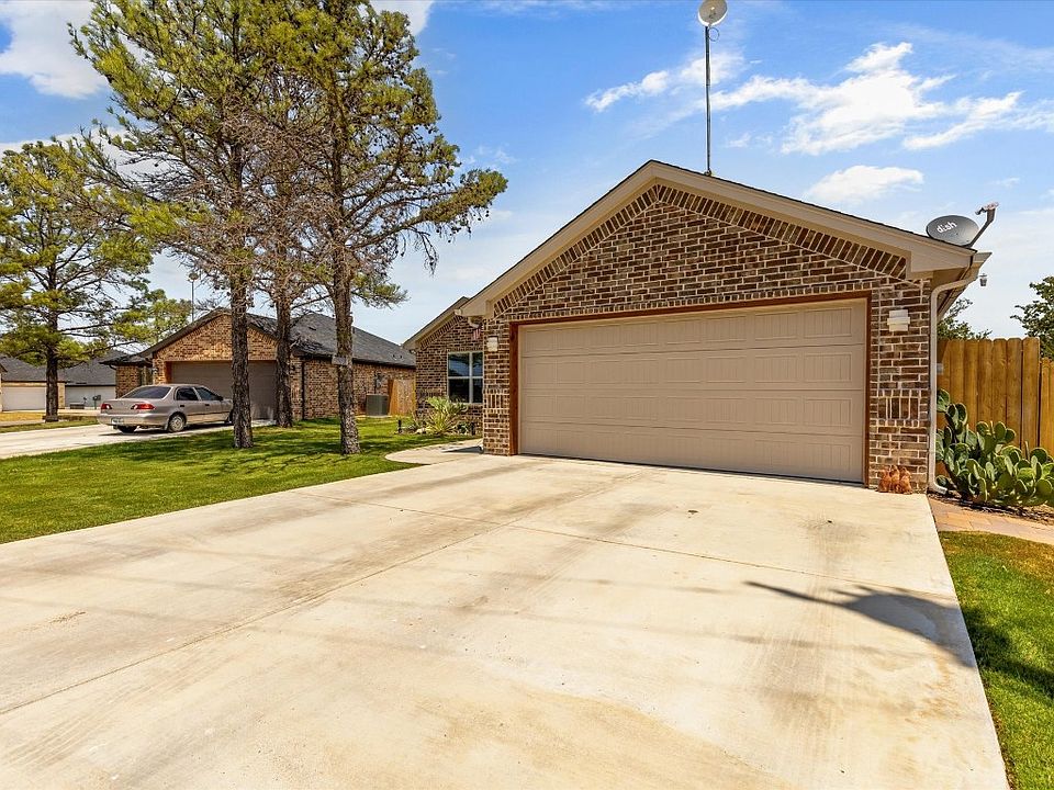 5103 Uvalde Ct, Granbury, TX 76048 MLS 20393880 Zillow