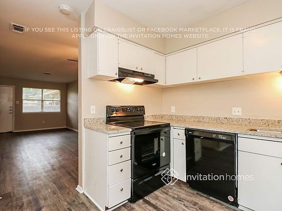 4th image of 2212 Lavern St #B