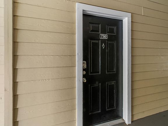 4th image of 2612 Robert Trent Jones Dr APT 730