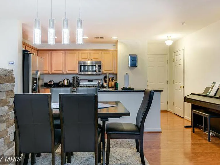 171 Martin Ln — Photo 8