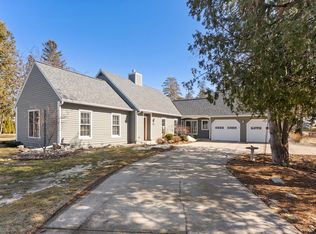 1512 Memorial Dr, Sturgeon Bay, WI 54235