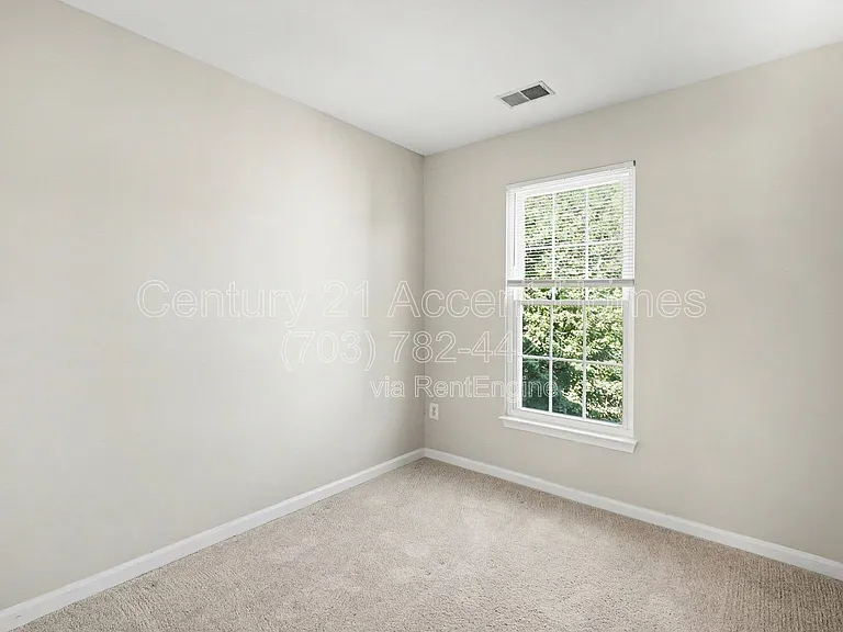 968 Harrison Cir — Photo 23