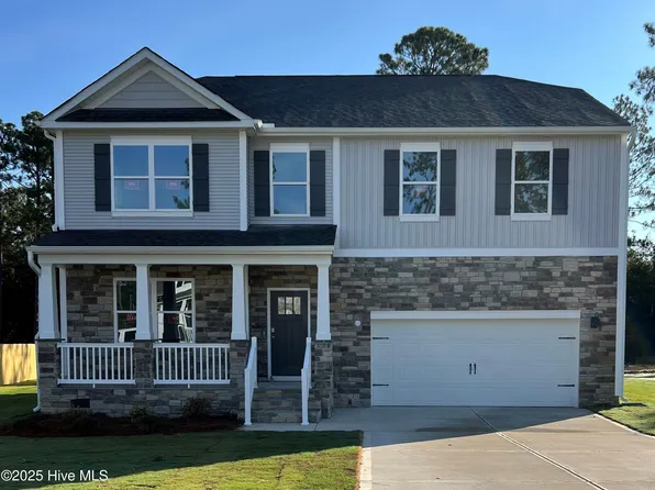 3109 Platinum Circle, West End, NC 27376