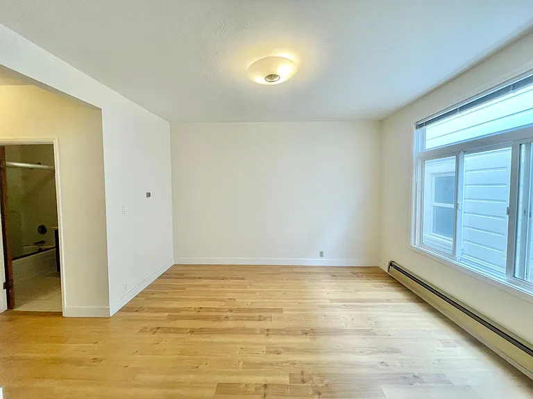 1324 Jackson St #24 — Photo 4
