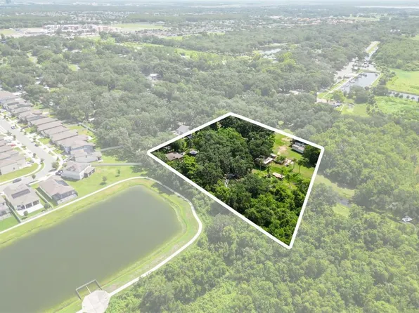 2690 E Lake Rd, Kissimmee, FL 34744